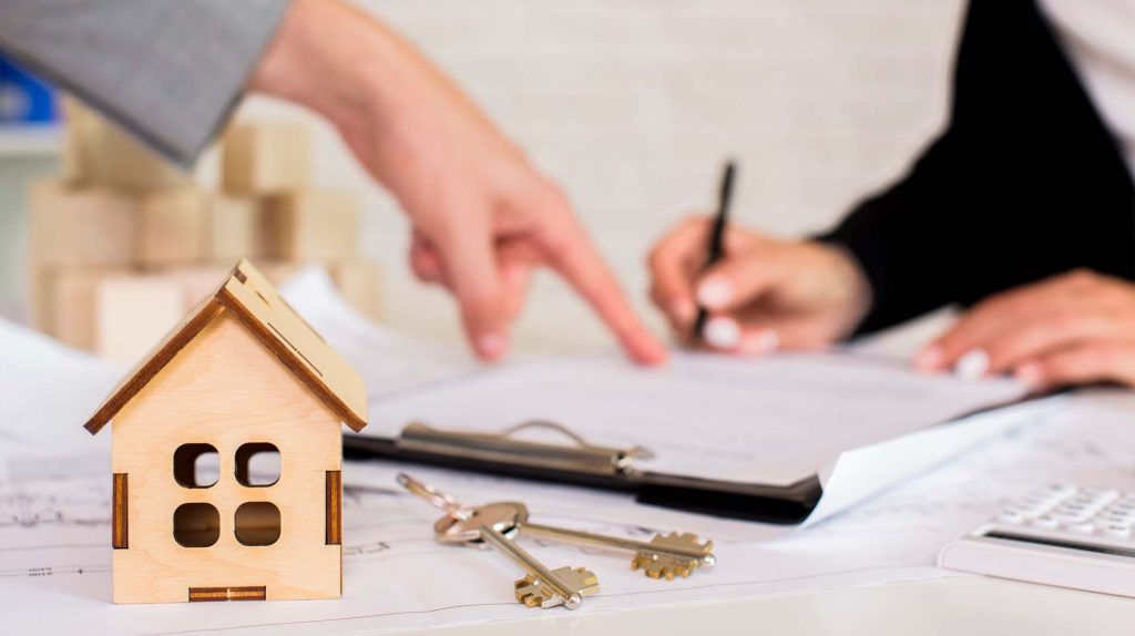 Requirements of Becoming a Real Estate Agent in Ontario Canada