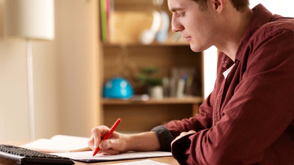 The Steps to Become Eligible to Write the Real Estate Exams